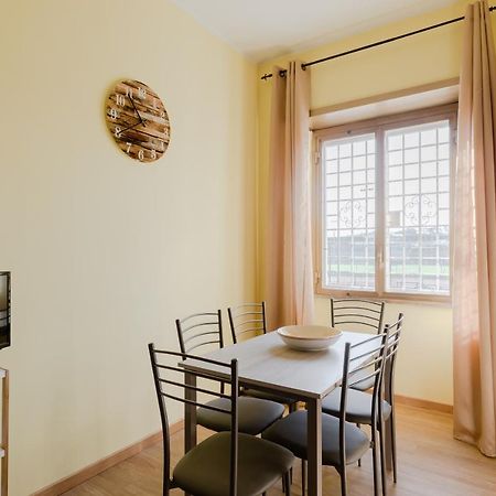 Le Rondini Apartment, 5 Persone, 2 Balconi, Policlinico Tor Vergata E Casilino Roma Eksteriør bilde
